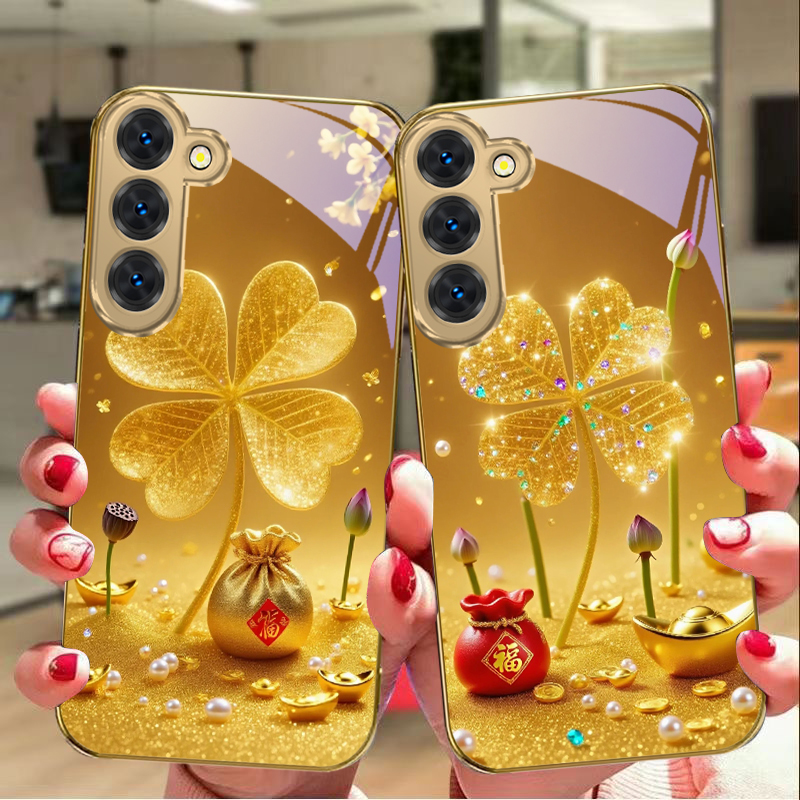 巨大な金色のクローバー柄のSamsung Galaxy S2 - Phone Cases Samsung S23 のレビューと価格