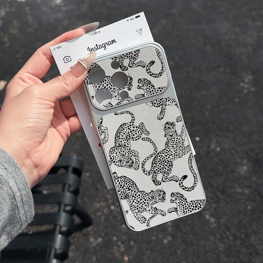 レトロイラストレオパード柄iPhoneケース iPhone  - Phone Cases Leather のレビューと価格
