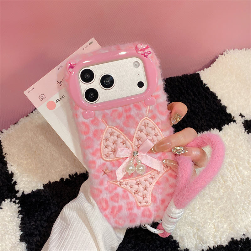 高級感のあるレオパード柄ビキニプリントのぬいぐるみ風スマホケ - Phone Cases Iphone 16 のレビューと価格